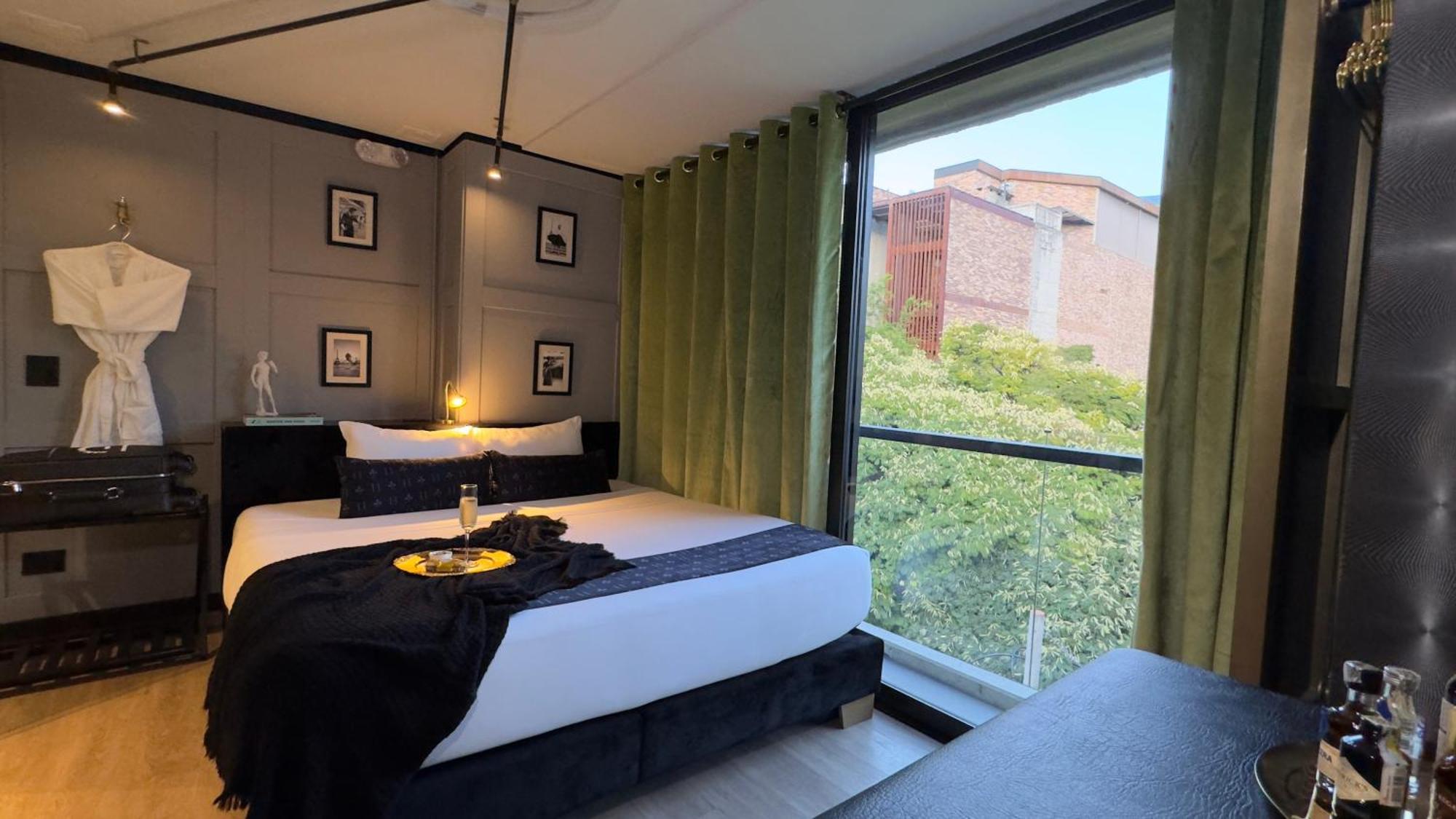 Hotel Helene Medellín Esterno foto