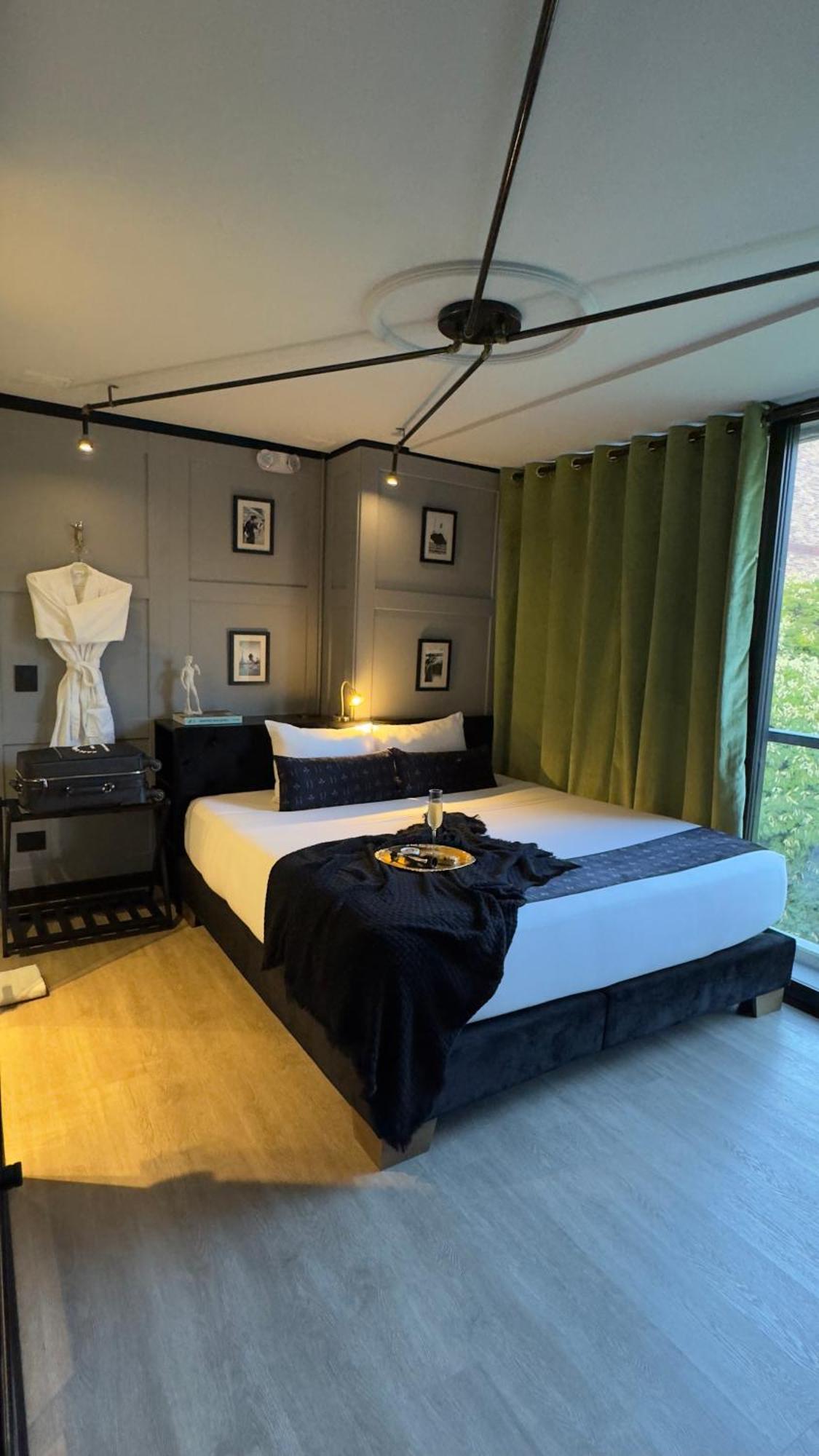 Hotel Helene Medellín Esterno foto